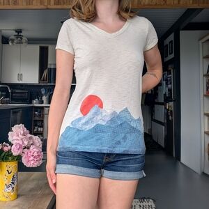 Mountain Tee